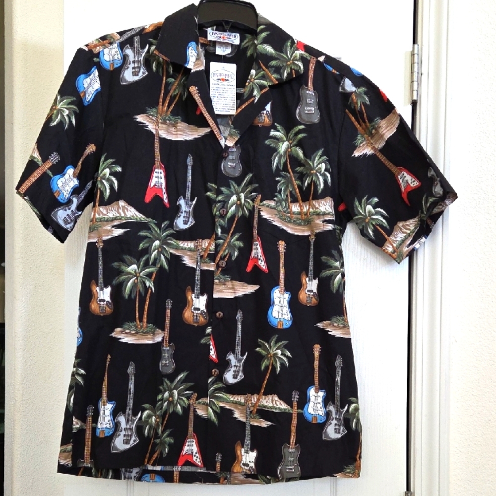 NWT Pacific Legend Electric Guitar Hawaiian Shirt!